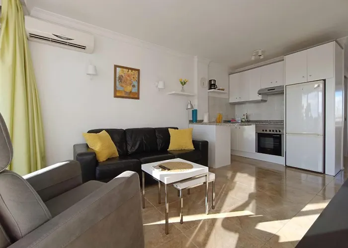 Sunny Apartment Teneguia By Yumbo